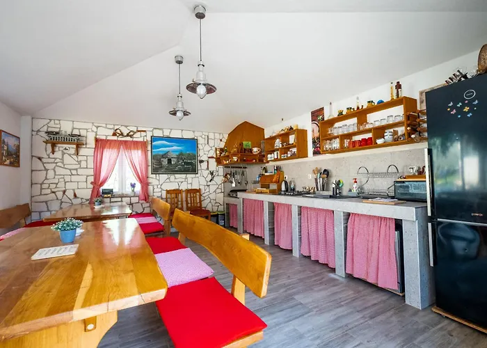 Veronika 2 Holiday home Pula