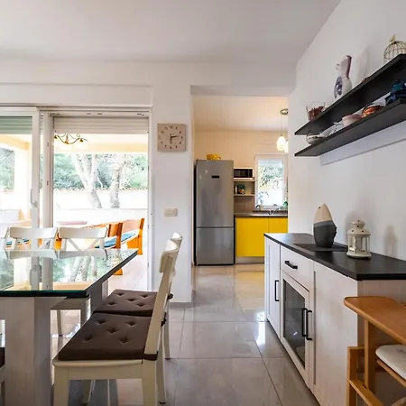 Veronika 2 Hébergement de vacances *